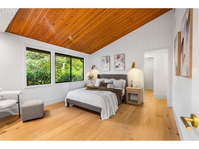 1209 Sw HESSLER Dr, Portland, OR 97239