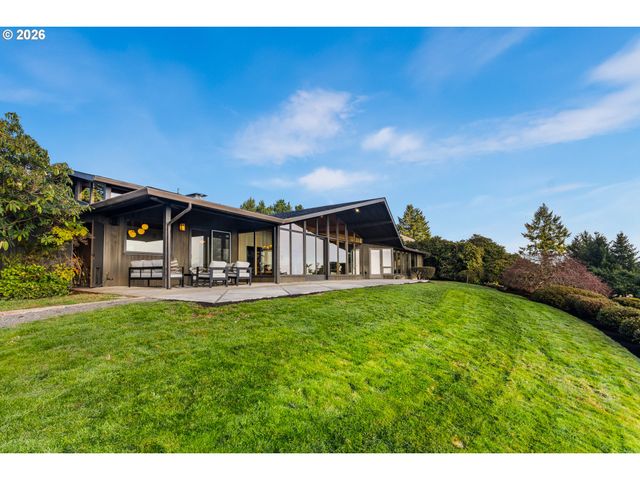 1209 Sw HESSLER Dr, Portland, OR 97239