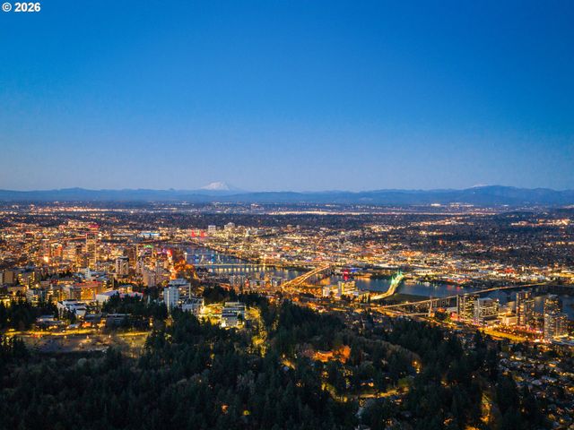 1209 Sw HESSLER Dr, Portland, OR 97239