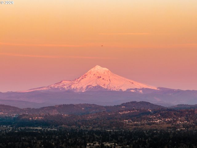 1209 Sw HESSLER Dr, Portland, OR 97239