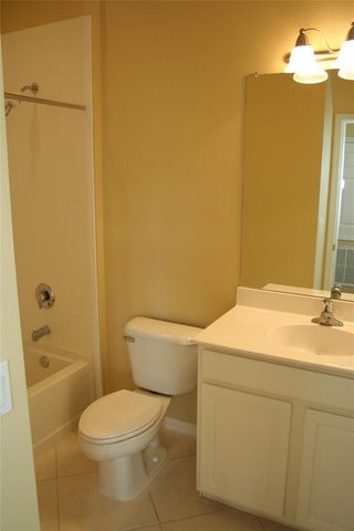4125 VIA PIEDRA CIRCLE 9-202, Sarasota, FL 34233