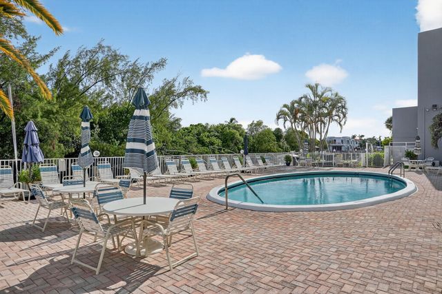 2840 NE 14th Street Causeway 109, Pompano Beach, FL 33062