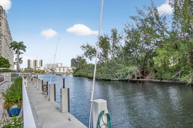 2840 NE 14th Street Causeway 109, Pompano Beach, FL 33062