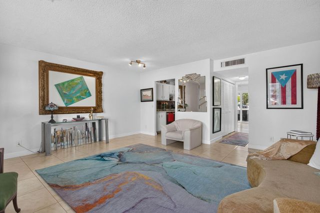 2840 NE 14th Street Causeway 109, Pompano Beach, FL 33062