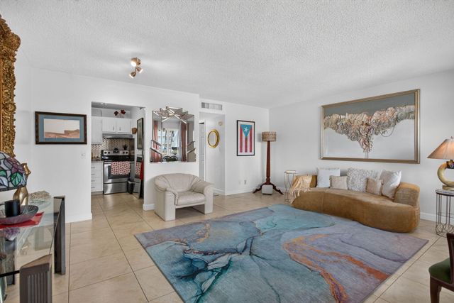 2840 NE 14th Street Causeway 109, Pompano Beach, FL 33062