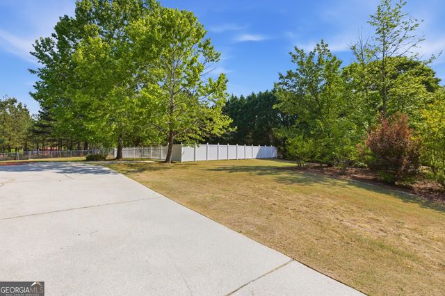2015 Wood Valley Drive, Loganville, GA 30052