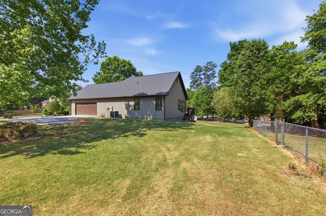 2015 Wood Valley Drive, Loganville, GA 30052