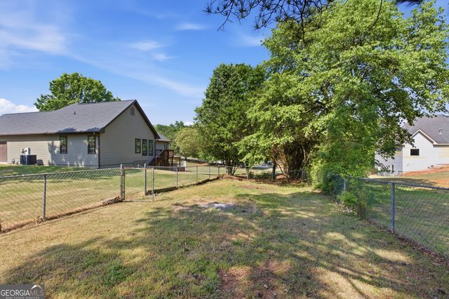 2015 Wood Valley Drive, Loganville, GA 30052
