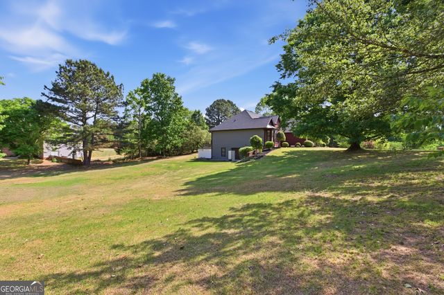 2015 Wood Valley Drive, Loganville, GA 30052