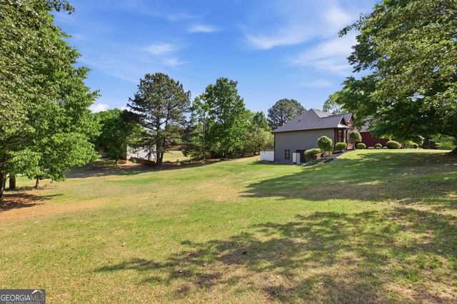 2015 Wood Valley Drive, Loganville, GA 30052