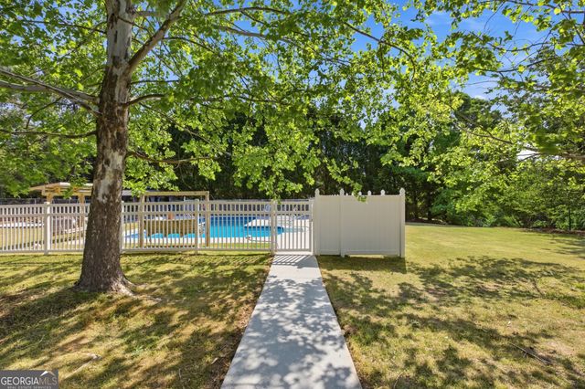 2015 Wood Valley Drive, Loganville, GA 30052