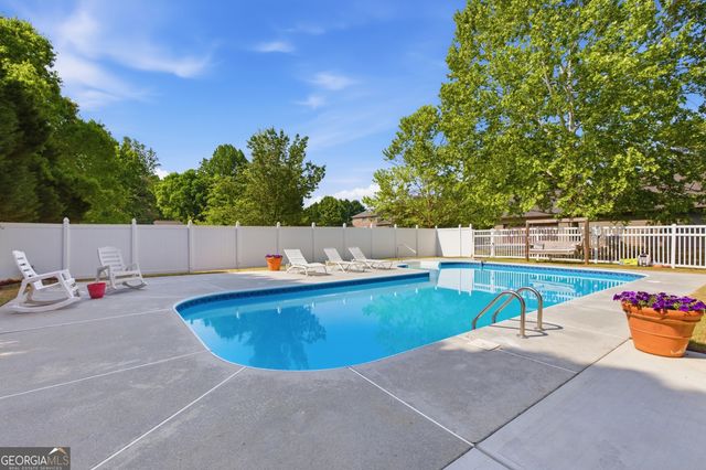 2015 Wood Valley Drive, Loganville, GA 30052