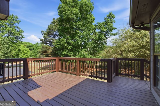 2015 Wood Valley Drive, Loganville, GA 30052