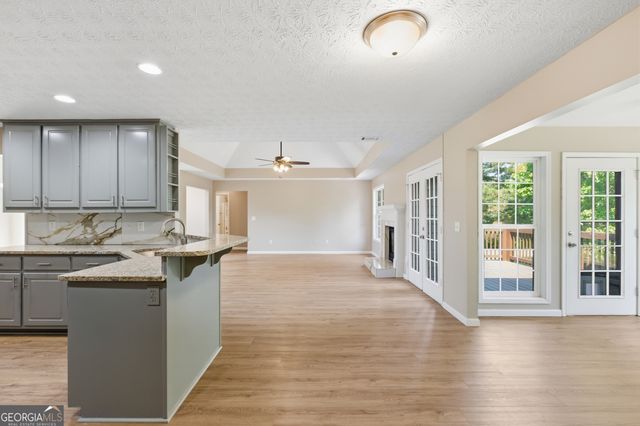 2015 Wood Valley Drive, Loganville, GA 30052
