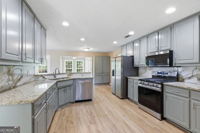 2015 Wood Valley Drive, Loganville, GA 30052