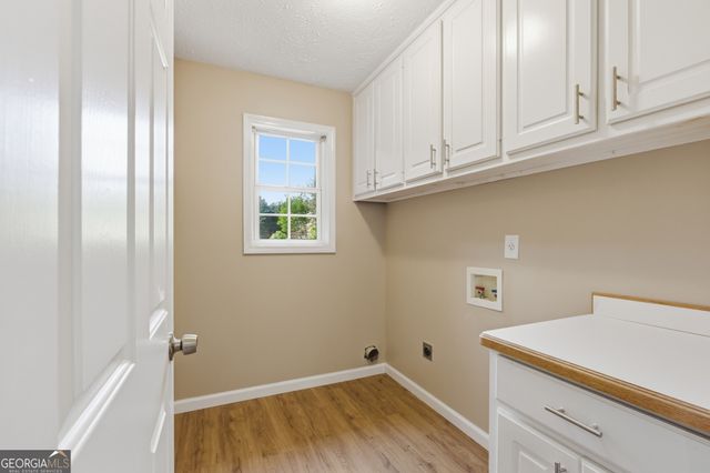 2015 Wood Valley Drive, Loganville, GA 30052