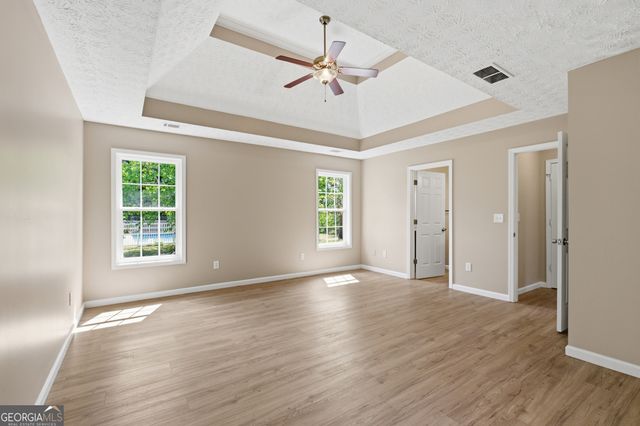 2015 Wood Valley Drive, Loganville, GA 30052