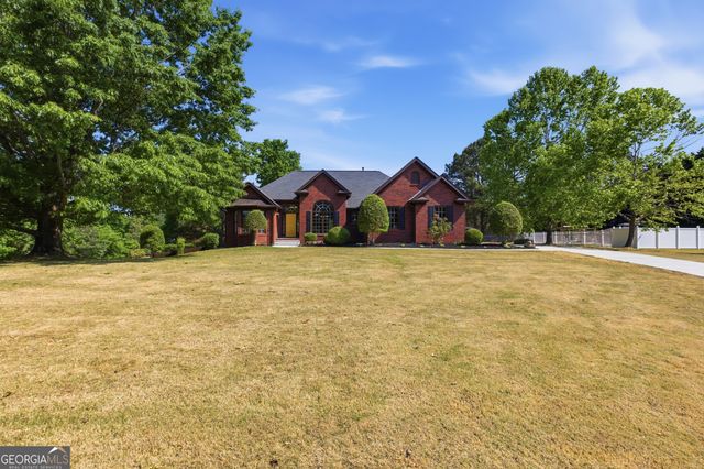 2015 Wood Valley Drive, Loganville, GA 30052