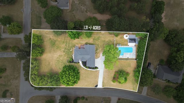 2015 Wood Valley Drive, Loganville, GA 30052