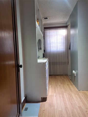 1106 Silas Street, Sweetwater, TX 79556