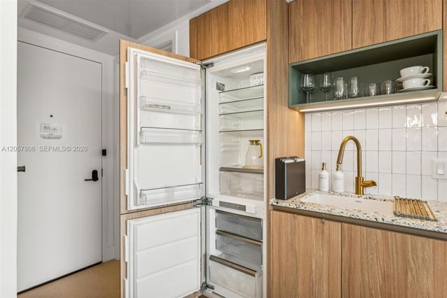 159 NE 6th St 3312, Miami, FL 33132