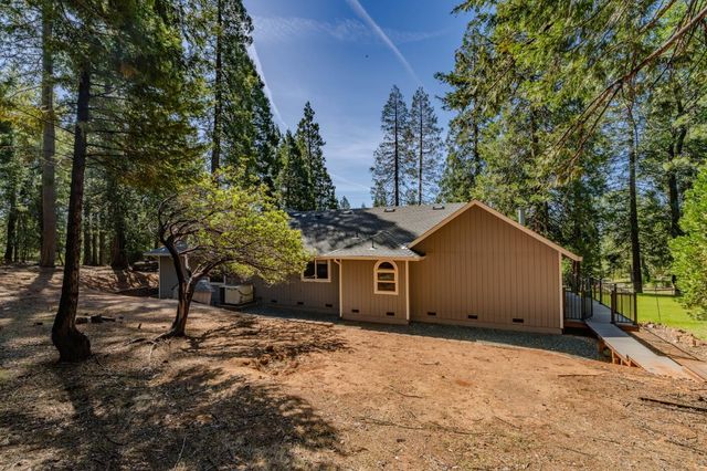 25733 Aspen Ct, Volcano, CA 95689