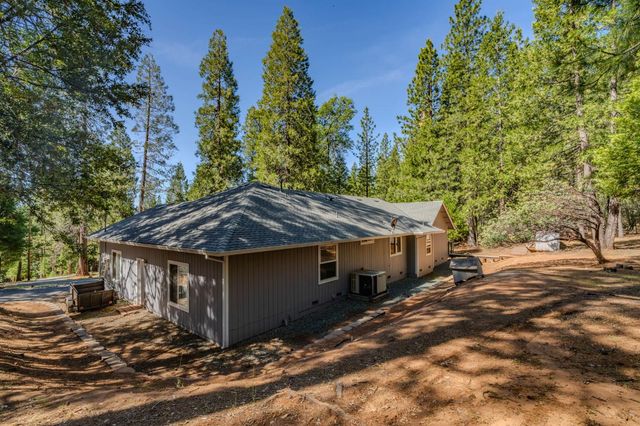 25733 Aspen Ct, Volcano, CA 95689