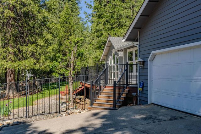 25733 Aspen Ct, Volcano, CA 95689