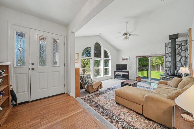 25733 Aspen Ct, Volcano, CA 95689