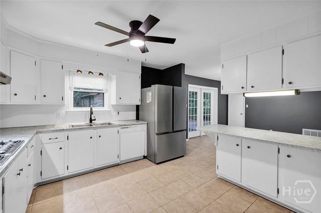 9 Austin Drive, Savannah, GA 31419
