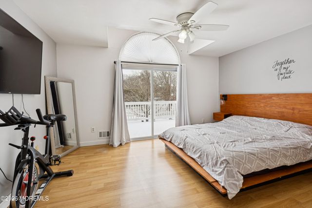 12 Crest Road, Jackson, NJ 08527