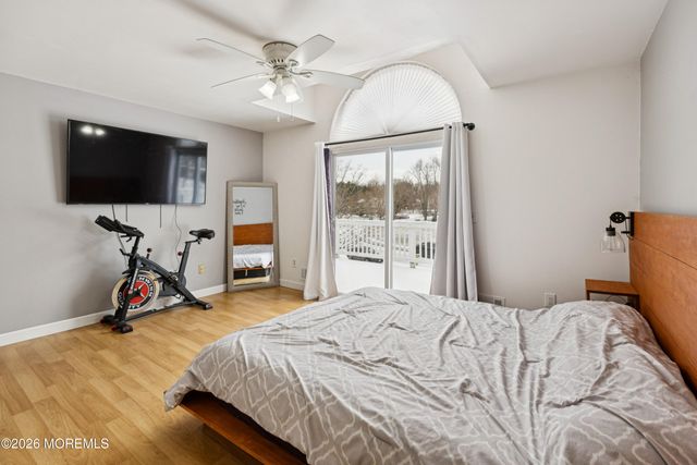 12 Crest Road, Jackson, NJ 08527