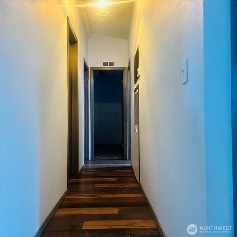 369 S Kentucky Ave, East Wenatchee, WA 98802