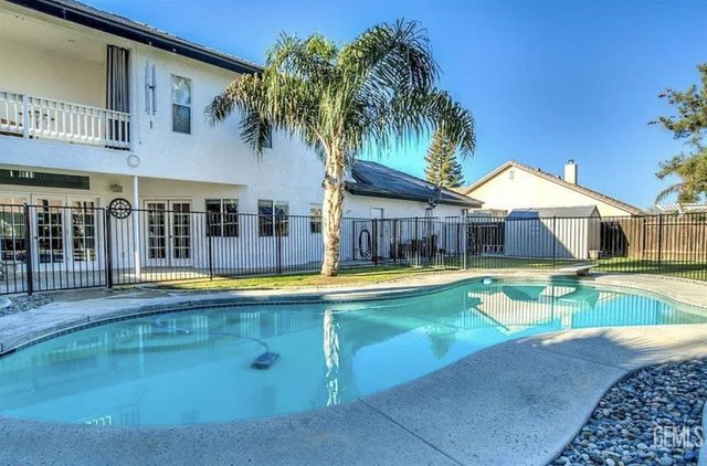15608 Sammie Avenue, Bakersfield, CA 93314