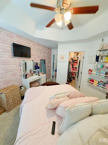 15608 Sammie Avenue, Bakersfield, CA 93314