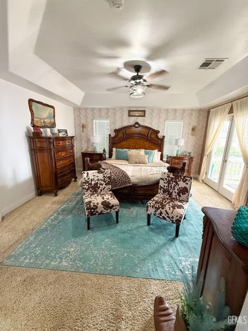 15608 Sammie Avenue, Bakersfield, CA 93314