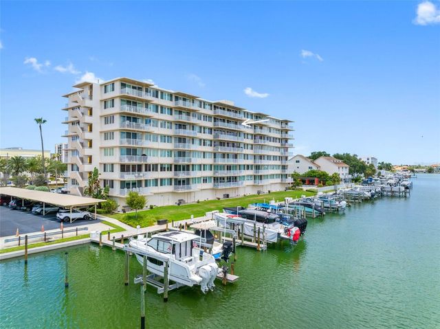 223 ISLAND WAY 7F, Clearwater Beach, FL 33767
