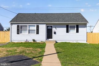 46 MORRIS RD, New Castle, DE 19720