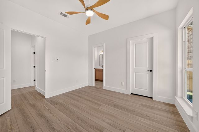 298 Autumn Wood Trail, Gun Barrel City, TX 75156