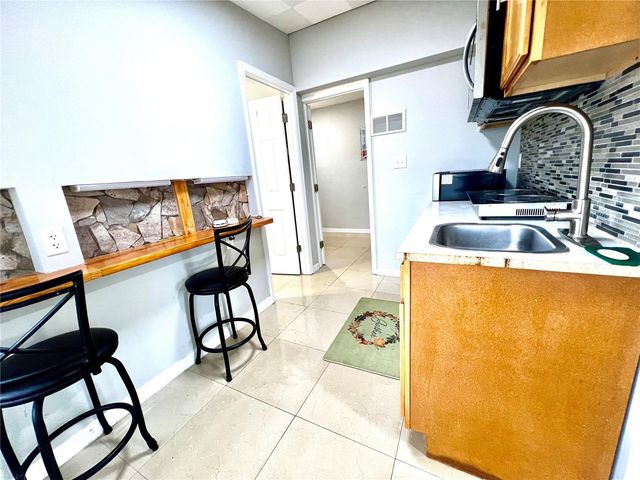 947 PINEDALE AVENUE, Orlando, FL 32808