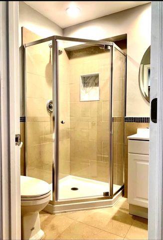 947 PINEDALE AVENUE, Orlando, FL 32808