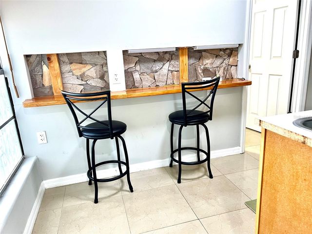 947 PINEDALE AVENUE, Orlando, FL 32808