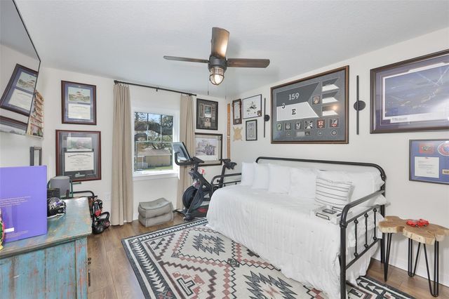 1806 E CARACAS STREET, Tampa, FL 33610