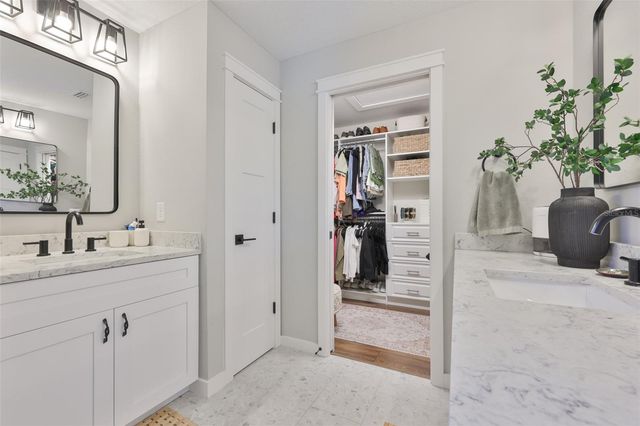 1806 E CARACAS STREET, Tampa, FL 33610