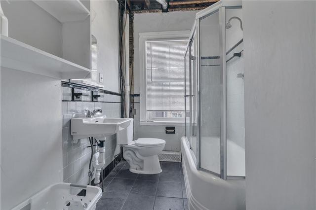 86 Tobey Street, Providence, RI 02909