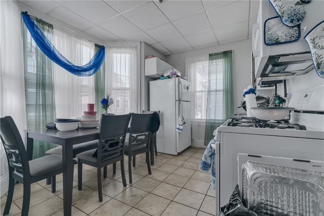 86 Tobey Street, Providence, RI 02909