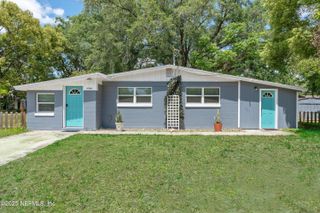 2520 CHRIS Court, Jacksonville, FL 32210