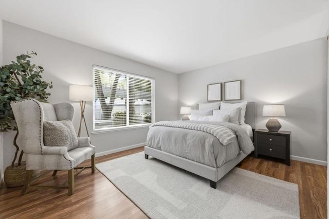 905 Middlefield 971, Mountain View, CA 94043