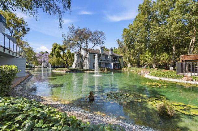 905 Middlefield 971, Mountain View, CA 94043