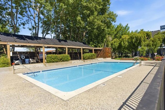 905 Middlefield 971, Mountain View, CA 94043